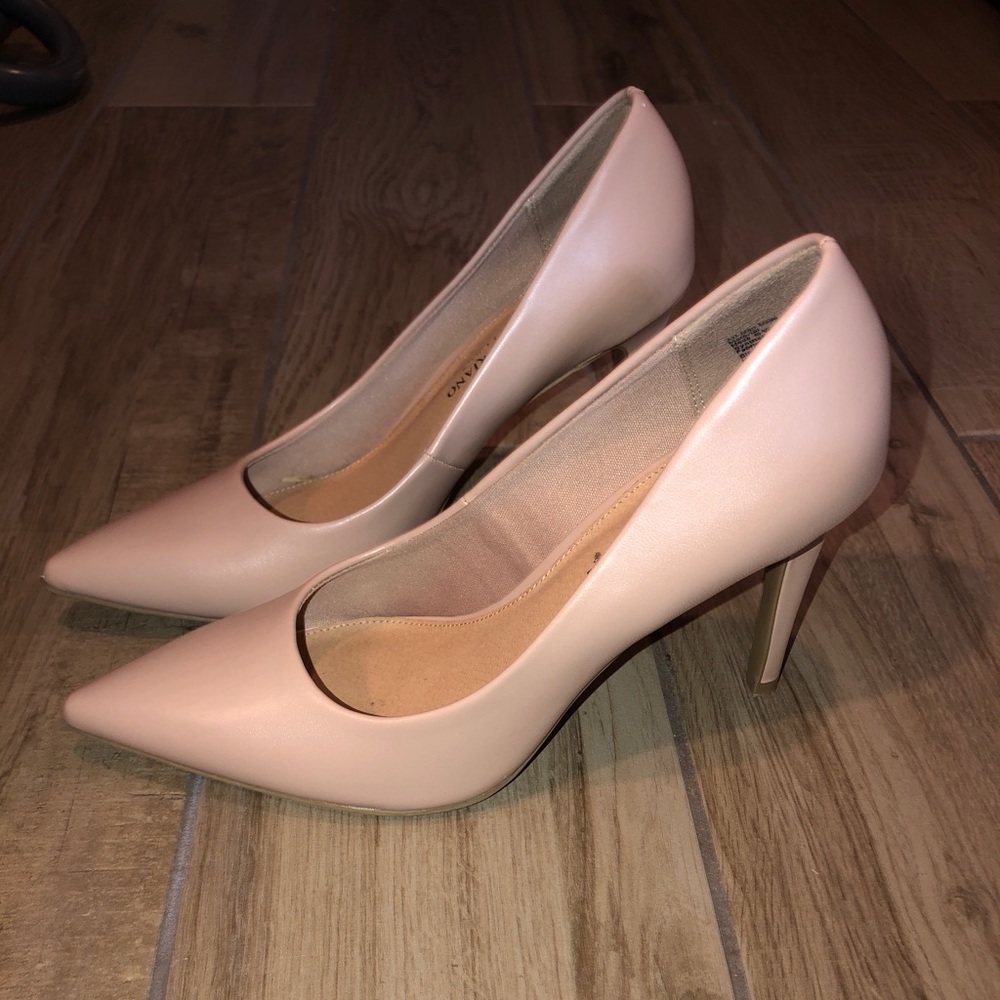 Christian Siriano for Payless Sz 7.5 nude heels